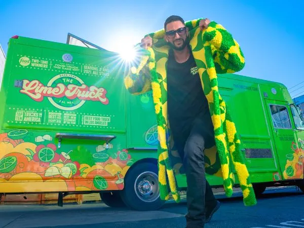 Before the City Wakes Up: A Day in the Life of the People Who Keep the Taco Trucks Running
